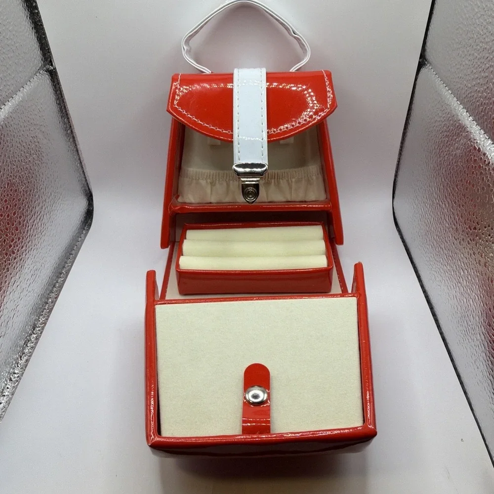 Unused No‎ Tag Faux Red/White Patent Leather Rite Aid Home Purse Jewelry